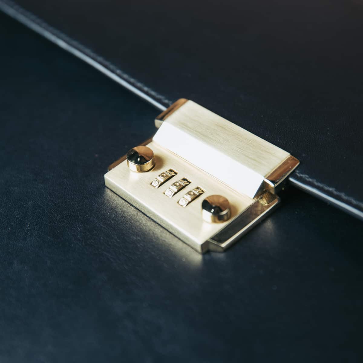 Cặp da doanh nhân khóa số handmade H1124 - GENTO Leather