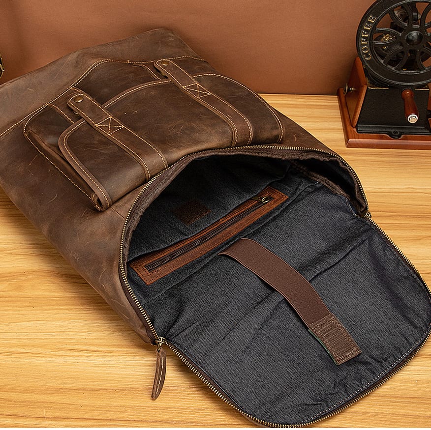 Balo nam da bò sáp năng động B303