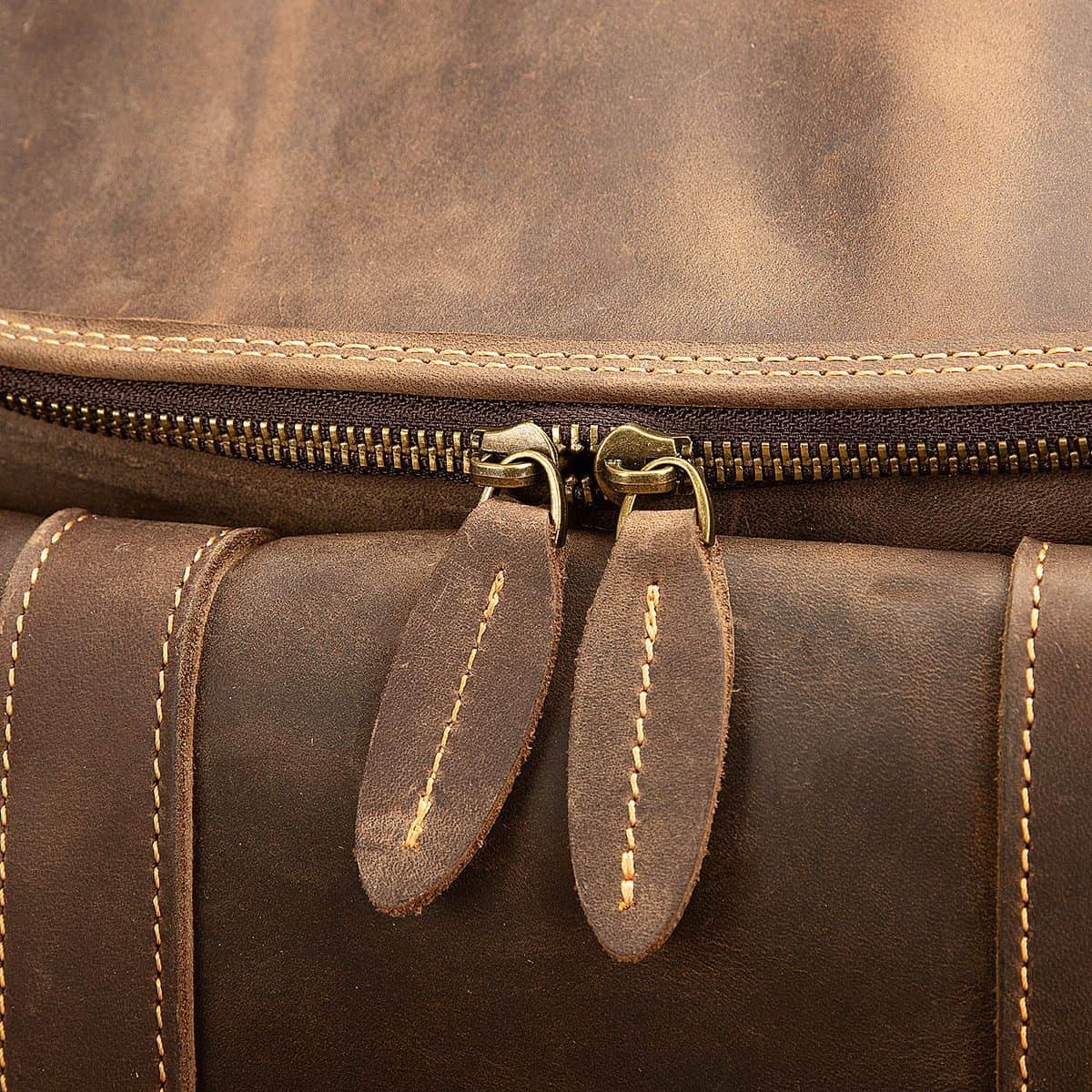 Balo nam da bò sáp năng động B303