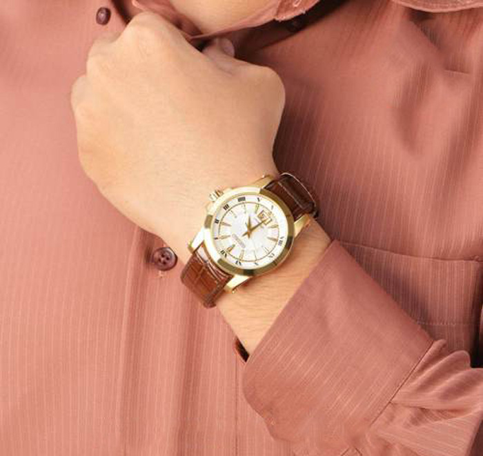 Đồng hồ nam dây da Seiko SUR018P1