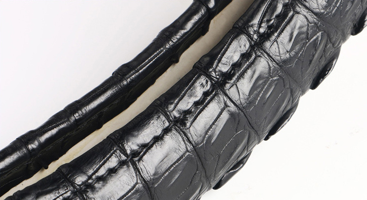 Bọc vô lăng da cá sấu đẳng cấp Gento P987
