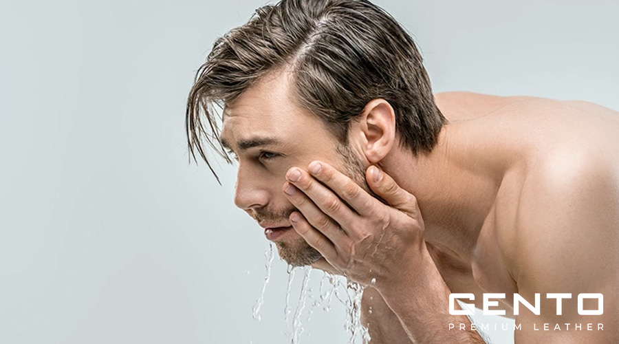 Bước 2: Sử dụng sữa rửa mặt Bước 2: Sử dụng sữa rửa mặt