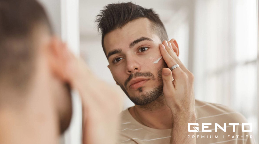 Bước 7: Sử dụng kem chống nắng trước khi ra ngoài Bước 7: Sử dụng kem chống nắng trước khi ra ngoài