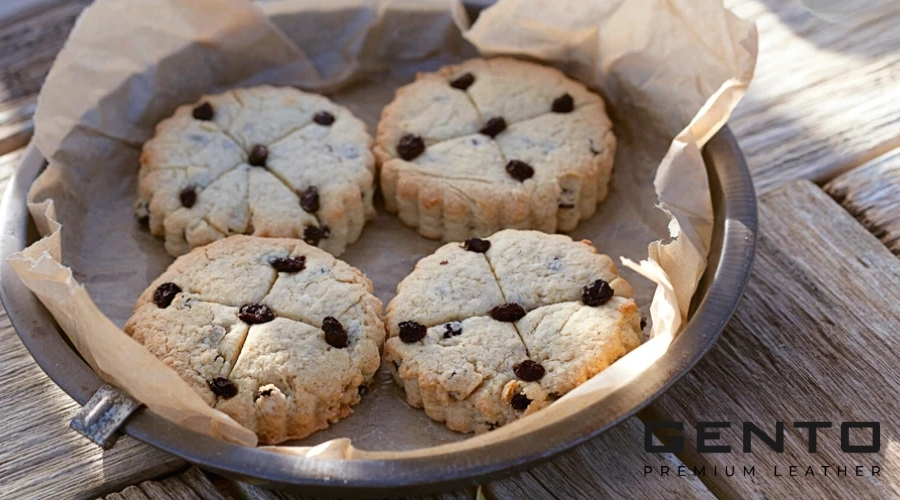 Halloween là ngày gì? Những hoạt động thú vị mà bạn nhất định phải thử trong lễ hội Halloween - GENTO Leather