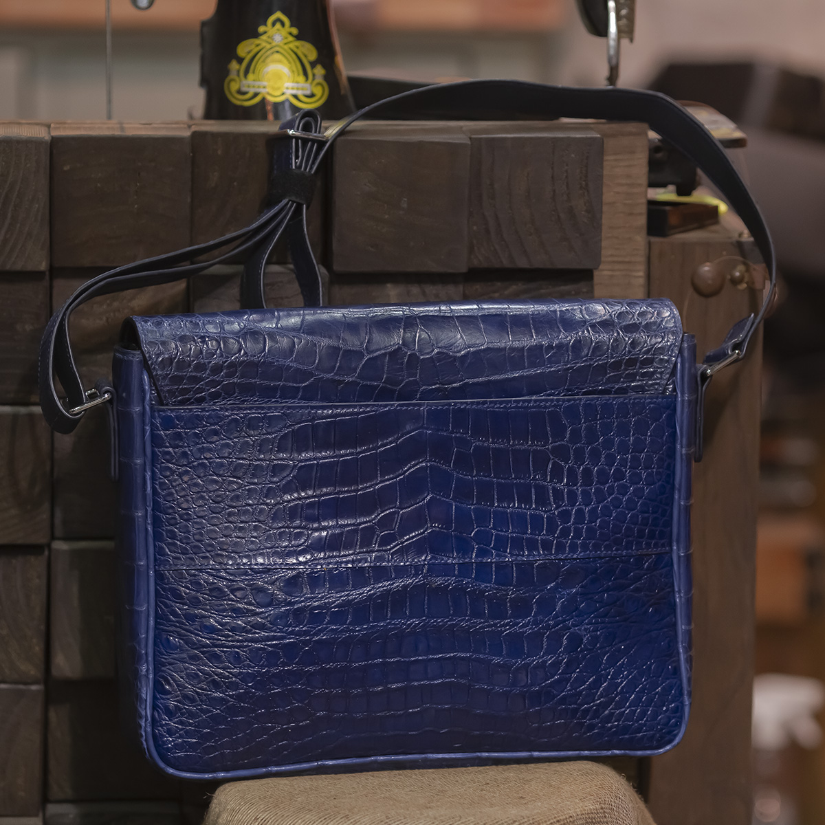 tui-da-ca-sau-11 túi đeo chéo nam da cá sấu GS986