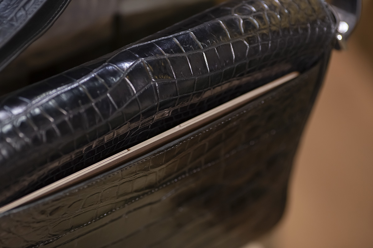 Túi đeo chéo da cá sấu GS986 - GENTO Leather