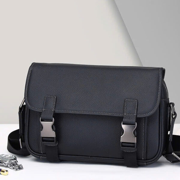 Các loại túi xách nam phổ biến mà các quý ông thường lựa chọn - GENTO Leather