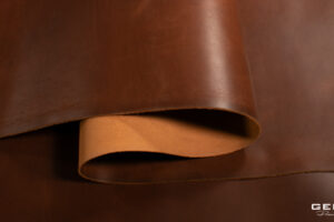 Da Veg (tên đầy đủ là Vegetable-Tanned Leather)