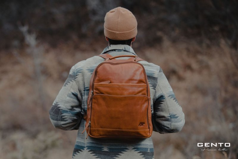 Hướng dẫn chọn balo da đi làm chuyên nghiệp và tiện dụng