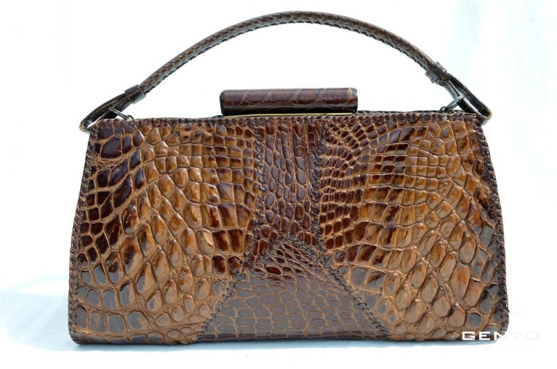 Kinh nghiệm chọn mua và phân biệt đồ da cá sấu thật Kinh nghiệm chọn mua và phân biệt đồ da cá sấu thật