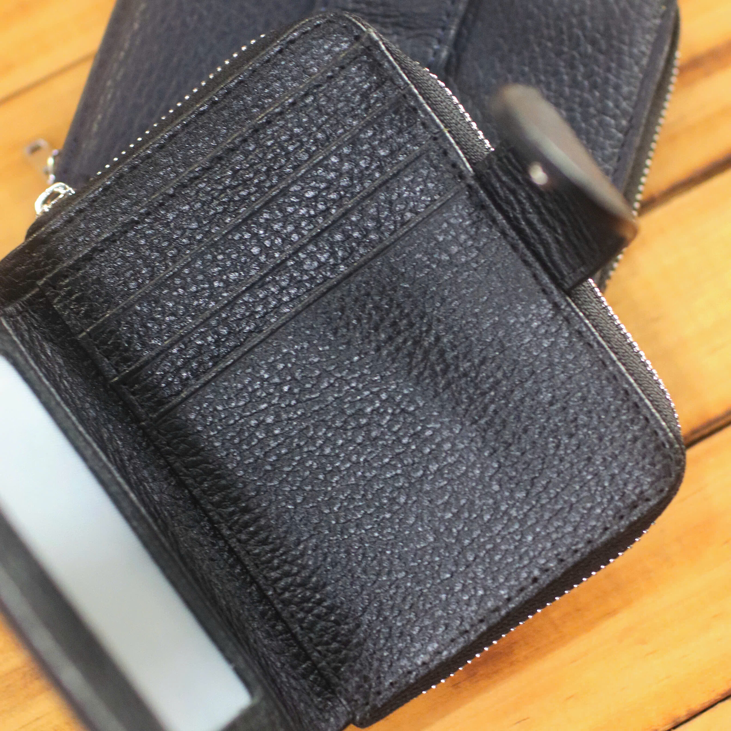 z7226446393193_aeb5817c5c3995309c4f2d7818bef3a6 Ví Da Bò Cao Cấp V7089 - GENTO Leather